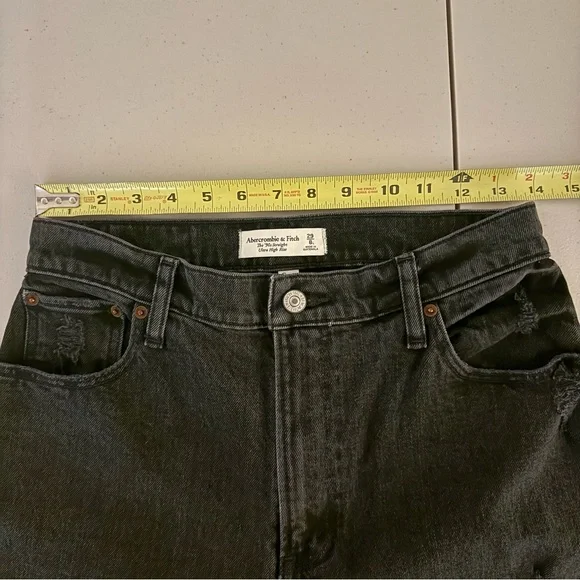 ABERCROMBIE The ‘90s Straight Ultra High Rise Distressed Stretch Jeans Size 29L - Picture 9 of 12